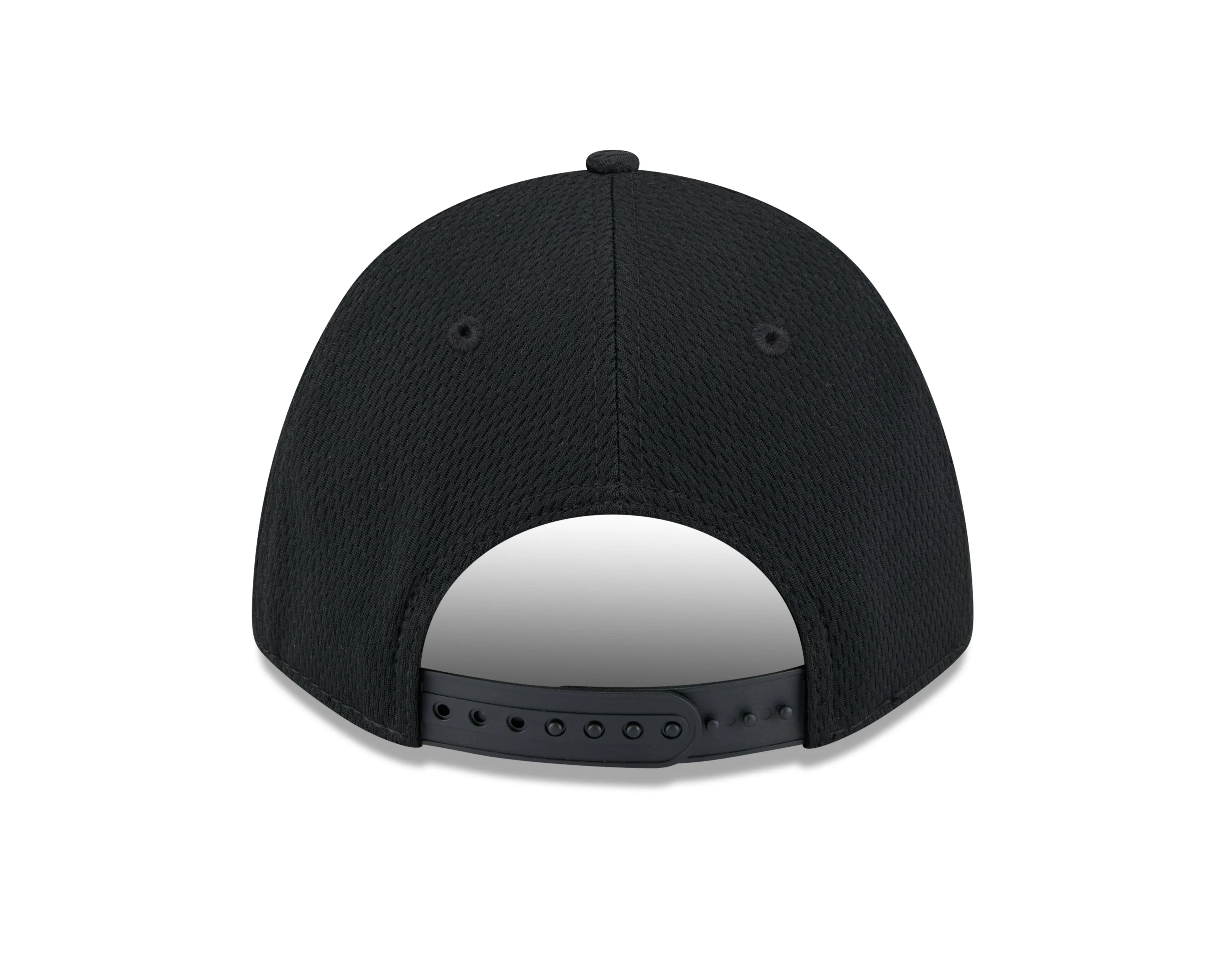 Chicago White Sox New Era Black 2025 Clubhouse Alternate M-Crown 9FORTY Adjustable Hat