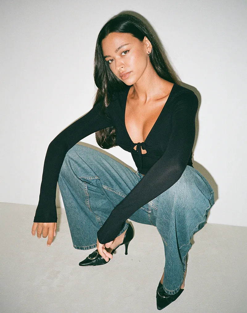 Kamisu Long Sleeve Keyhole Top in Black