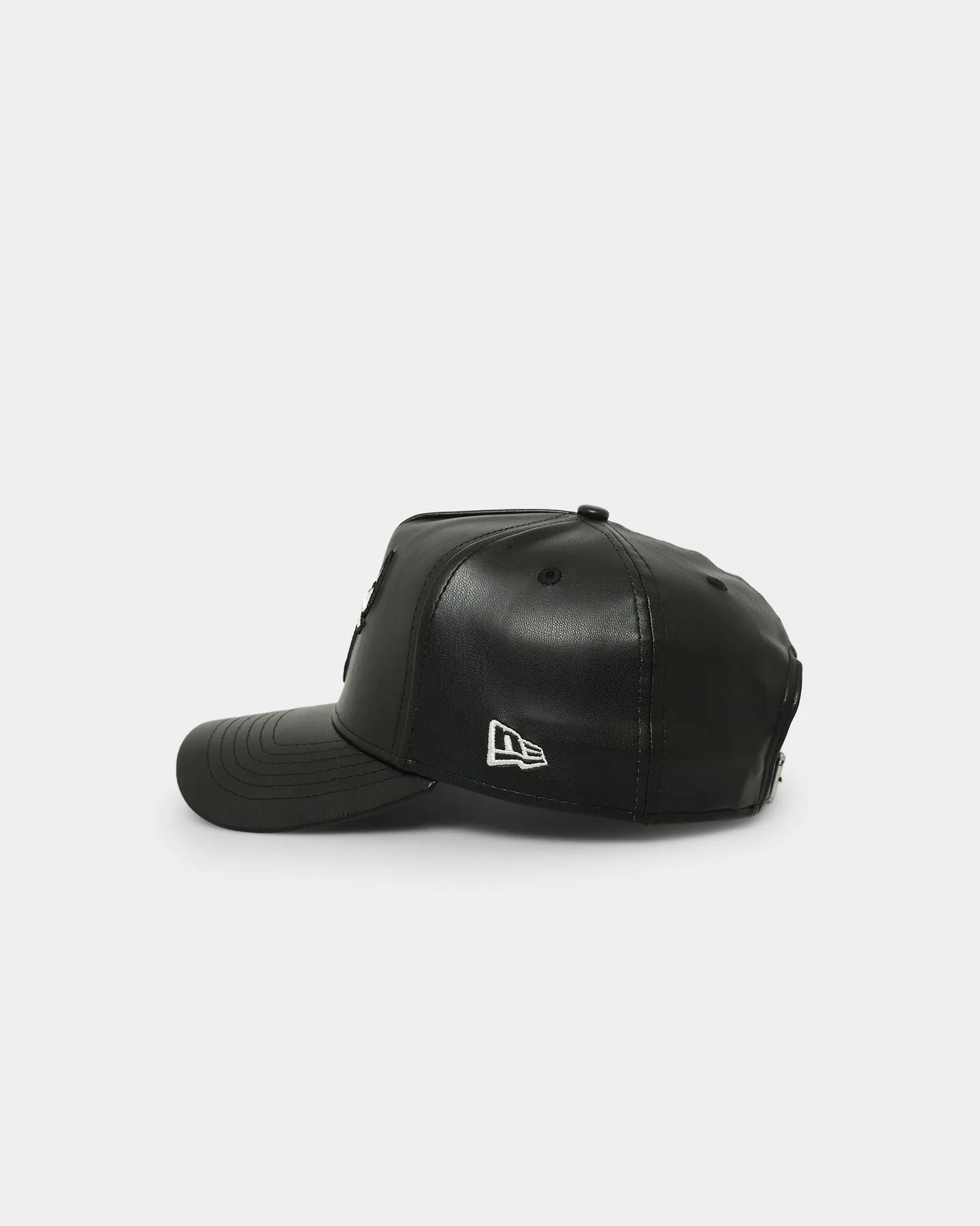 New Era Chicago Bulls 'PU Leather' 9FORTY K-Frame Strapback Black/White
